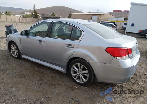 2013 Subaru Legacy 2.5I Limited из США, поврежденный, VIN 4S3BMBL67D3026995